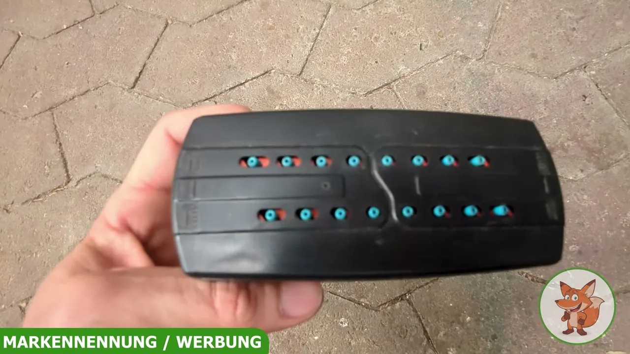 Die feinen Düsen des Viereckregner-Kopfs sorgen für eine gleichmäßige Bewässerung quadratischer und rechteckiger Flächen.