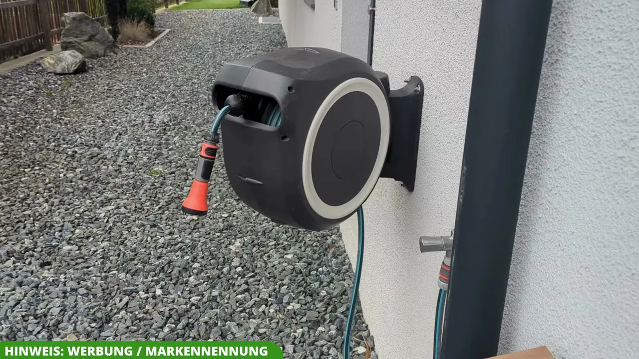 Ich finde es genial, dass sich die Box um über 180° schwenken lässt und man jede Ecke im Garten flexibel erreicht.