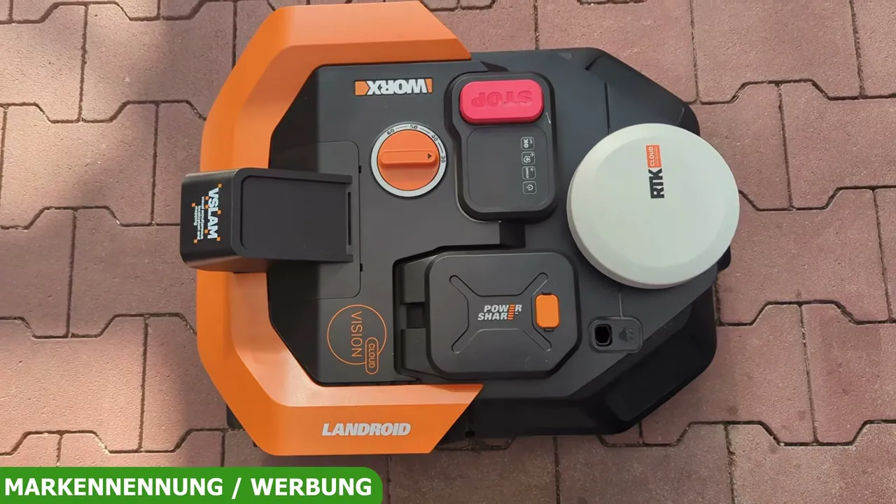 Der WORX Landroid Vision Cloud navigiert mithilfe seines vorderen VSLAM-Kameramoduls und intelligenter Hinderniserkennung.