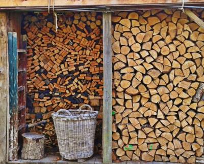 Holzlager Geräteschuppen - garten-fuchs.org